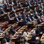 Ποιοι είναι οι 40 βουλευτές που επέλεξαν την επιστολική ψήφο