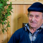 Άνθρωποι μονάχοι: Ιστορίες ζωής από τον παππού Θανάση στο ιστορικό χωριό Φουρνά Ευρυτανίας (video)