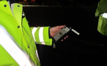 Αγρίνιο: Οδηγούσε μεθυσμένος και ενεπλάκη σε τροχαίο