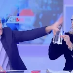 Επίθεση Βαρεμένου στην Καραμανλή on air: Της άρπαξε το χαρτί από τα χέρια και της το πέταξε πίσω