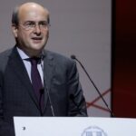 Χατζηδάκης: Βούληση μας να υπάρξει μια σημαντική, δίκαιη αύξηση των μισθών