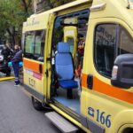 Κρήτη: Νεαρή δέχτηκε σφαιρίδιο στο χέρι ενώ έπινε καφέ με την παρέα της