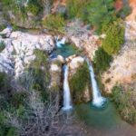 Ο διπλός καταρράκτης Βαλανάρη που κοσμεί το Πεντελικό Όρος