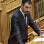 Χαρίτσης: Πανηγυρίζουν ενώ έχουν αφήσει τα νοικοκυριά στο έλεος της ακρίβειας Μητσοτάκη