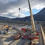 Γέφυρα Ευήνου: Εργασίες κατεδάφισης της παλαιάς σιδηροδρομικής γέφυρας