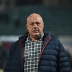 Δείτε βίντεο με τον Μπέο εκτός εαυτού να κυνηγά τα εκχιονιστικά μηχανήματα