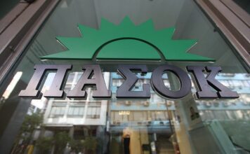 Στελέχη ΠΑΣΟΚ κατά Λοβέρδου: «Πολιτικά παράδοξο να έχει κοινές αγωνίες με τον Οικονόμου και τον Σκέρτσο»