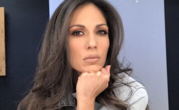 Ανθή Βούλγαρη: «Ένας διεστραμμένος γείτονας μού έκλεβε τα εσώρουχα από τη βεράντα»