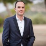 Ξεκίνησαν οι δωρεάν περιηγήσεις με σκάφη στη Λίμνη Κρεμαστών