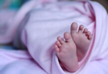 Ζάκυνθος: Κινδύνευσε μωρό 5 μηνών με μηνιγγίτιδα επειδή δεν πήγε γιατρός να το εξετάσει