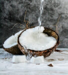 Τι θα συμβεί εάν πίνετε νερό καρύδας κάθε μέρα;