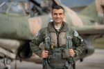 Καλαμάτα: Θρήνος για τον 40χρονο επισμηναγό – Ήταν η τελευταία του πτήση με το συγκεκριμένο τύπο αεροσκάφους