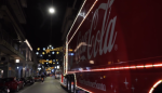 Coca Cola: «Χρειαζόμαστε περισσότερους Άι Βασίληδες» – Η χριστουγεννιάτικη καμπάνια της εταιρείας