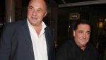 Αχιλλέας Μπέος: Το αντίο στον κουμπάρο και φίλο του, Βασίλη Καρρά
