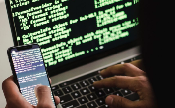 Οι «ιδιώτες» των υποκλοπών και οι σχέσεις τους με το κράτος & τα κυβερνητικά στελέχη – Ο δικηγόρος θυμάτων του Predator στις «Εξελίξεις Τώρα»