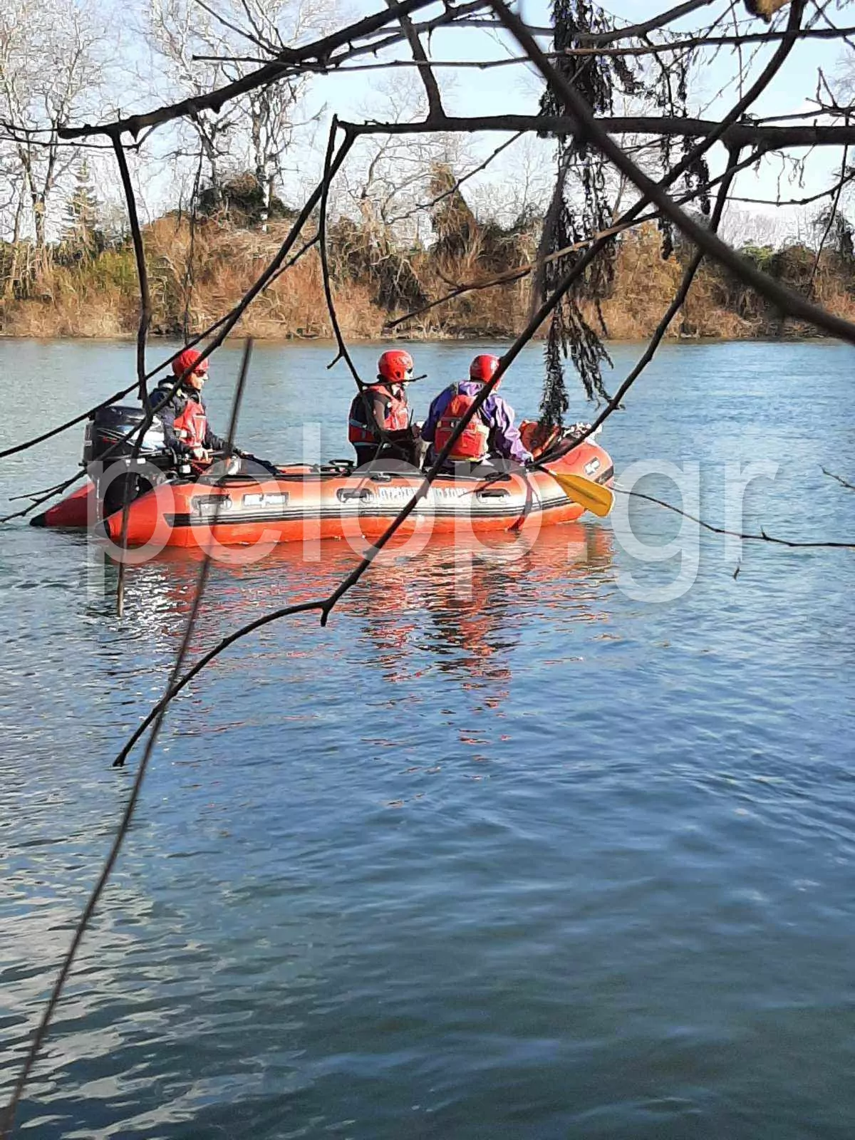 Μεσολόγγι: Άκαρπες οι έρευνες για τον εντοπισμό του αγνοούμενου στον Αχελώο - ΦΩΤΟ