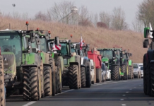 Αγρότες: «Παραλύει» η Ελλάδα από τα 54 μπλόκα – Κλιμακώνονται οι κινητοποιήσεις