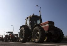 Αγρότες: Το MEGA στα σημεία που έχουν στηθεί μπλόκα – Διαπληκτισμοί & εντάσεις