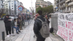 Θεσσαλονίκη: Στους δρόμους οι φοιτητές κατά των μη κρατικών πανεπιστημίων – Απέκλεισαν τις εισόδους του ΑΠΘ