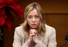 Κόντρα Μελόνι – Τραμπ με φόντο τις δηλώσεις του προέδρου των ΗΠΑ για τον Πάπα