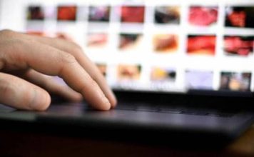 Χαλάνδρι: Προφυλακίστηκε ο γυναικολόγος που κατηγορείται παιδική πορνογραφία – Τι ισχυρίστηκε