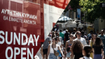 Αυξημένη η κίνηση στα εμπορικά – Το εορταστικό ωράριο των καταστημάτων