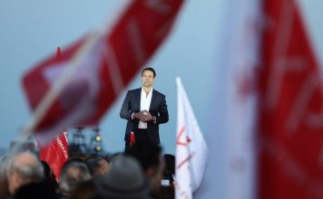 Στα «χαρακώματα» για το πόθεν έσχες Κασσελάκη και τα οικονομικά της ΝΔ