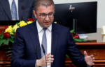 Πρόκληση Μιτσκόσκι στη Σύνοδο του ΝΑΤΟ – Αποκάλεσε τη χώρα του «Μακεδονία»