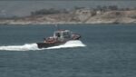 Δραπετσώνα: Σωτήρια βουτιά αστυνομικών για απεγκλωβισμό ψαρά