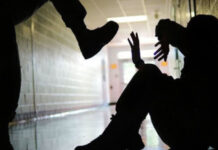 Θεσσαλονίκη: Άγριος ξυλοδαρμός 17χρονου από συνομηλικό του μέσα στις τουαλέτες σχολείου