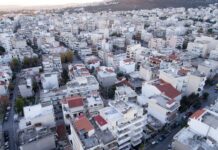 Στεγαστική κρίση: Δραματική αύξηση έως 85% στις τιμές των ακινήτων την τελευταία δεκαετία
