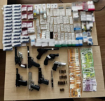 Συνελήφθη Έλληνας που προμήθευε απαγορευμένα αναβολικά σε αθλητές και ιδιοκτήτες γυμναστηρίων