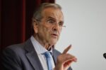 Αιχμές Σαμαρά για υποχωρήσεις στο Κυπριακό και στο Αιγαίο