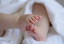 Πάτρα: Στο νοσοκομείο βρέφος με κατάγματα, δαγκωματιές & εγκαύματα – Τι εξετάζεται