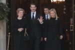 «Η κυβέρνηση κλείνει το μάτι στο ακροατήριο της τέως βασιλικής οικογένειας» – Πώς σχολιάζουν τα κόμματα το επίθετο των ντε Γκρες