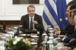 Υπουργικό Συμβούλιο: Αυστηρό μήνυμα Μητσοτάκη στους υπουργούς του με το «βλέμμα» στα Τέμπη