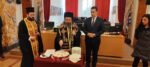 Ο Δήμαρχος Αγρινίου έκοψε την πρωτοχρονιάτικη βασιλόπιτα παρουσία του Μητροπολίτη κ.Δαμασκηνού (φωτο)
