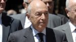 Ηχηρές οι απουσίες πρώην πρωθυπουργών από την κηδεία Σημίτη