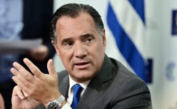 Άδωνις Γεωργιάδης για το τροχαίο στη Ρουμανία: «Δεν κινδυνεύει η ζωή των τριών τραυματιών»