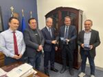 Ο Θανάσης Παπαθανάσης εκπρόσωπος της Ελληνικής Βουλής στο Σιδνεϊ της Αυστραλίας για τις εορταστικές εκδηλώσεις της 25ης Μαρτίου