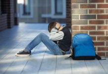 Θεσσαλονίκη: 55χρονη κατηγορείται ότι βίαζε τον γιο της οικιακής της βοηθού – «Ούτε τα μισά δεν ισχύουν»