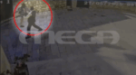 Καλάβρυτα: Ένοπλη ληστεία με καλάσνικοφ στα ΕΛΤΑ – Βίντεο ντοκουμέντο από τη διαφυγή των ληστών