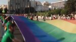 Athens Pride: Πολύχρωμη πορεία με σύνθημα «Μετράμε» στο κέντρο της Αθήνας