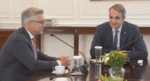 Στην Αθήνα ο Επίτροπος Μετανάστευσης – Η συνάντηση με τον Κυριάκο Μητσοτάκη