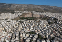 Στέγαση: «Βραχνάς» τα ενοίκια για τα ελληνικά νοικοκυριά