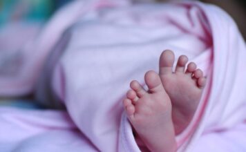 Πάτρα: Δύο αδερφές γέννησαν αγοράκια με το ίδιο βάρος την ίδια μέρα