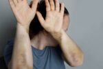 Η ενδοοικογενειακή βία δεν έχει τέλος – άγριος ξυλοδαρμός 40χρονης από τον σύντροφό της