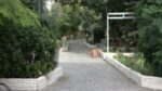 Απειλές, βανδαλισμοί και φθορές σε δημόσια περιουσία από συμμορία ανηλίκων σε Πετρούπολη και Μοσχάτο