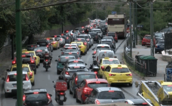 Αττική: «Εφιάλτης» των οδηγών στους δρόμους της Αθήνας το μποτιλιάρισμα – Πώς μπορεί αντιμετωπιστεί