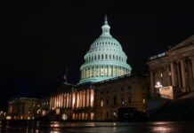 ΗΠΑ: Τέλος στο shutdown – Υπέγραψε διάταγμα ο Τραμπ